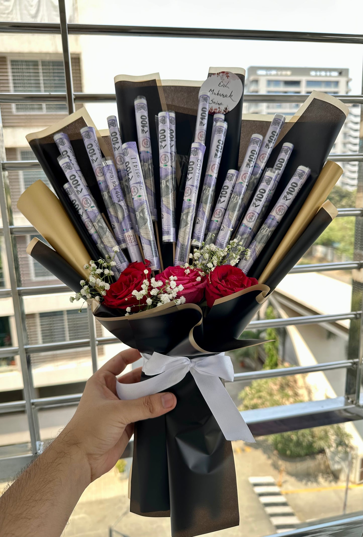 Elegantly rolled money bouquet